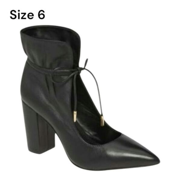 Size 6 Katy Perry "The Frann" Black Leather Pointed Toe Ankle Boot Booties - Picture 1 of 6